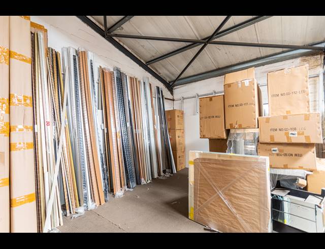 298M² BUILDING FOR SALE IN MARCONI BEAM INDUSTRIA